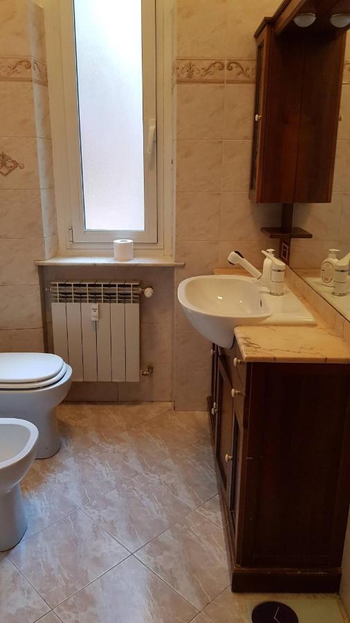 Appartement La Casa Di Bonnie & Clyde à Gênes Extérieur photo